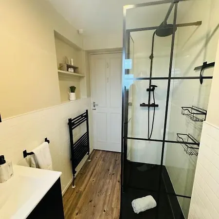 Daire Stylish With Stunning Views